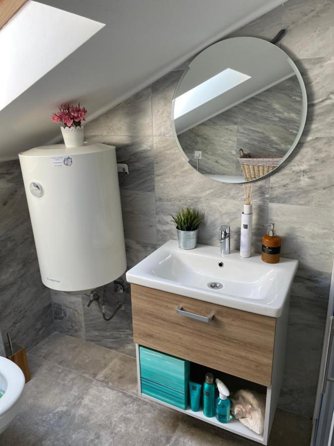Apartment Atina Kotor Bagian luar foto