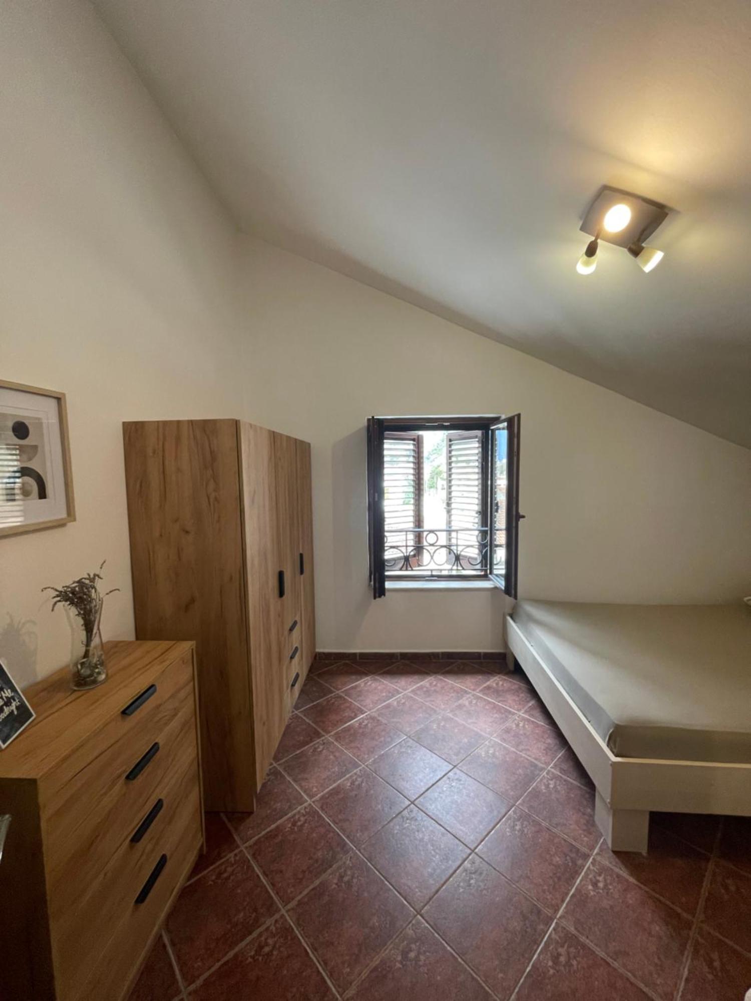 Apartment Atina Kotor Bagian luar foto